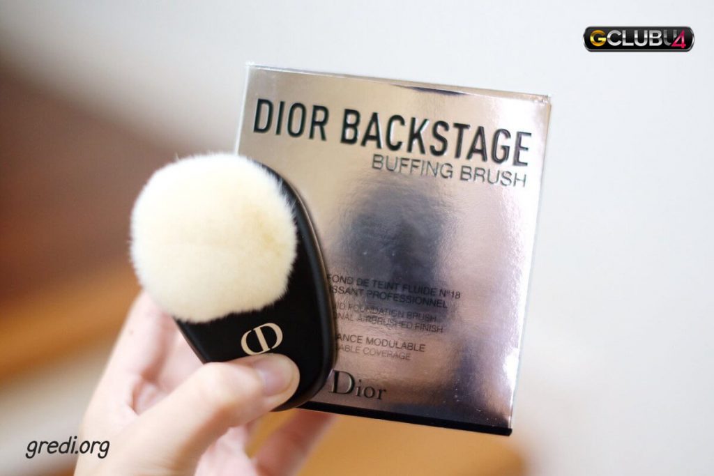 Backstage Face & Body Powder-No-Powder Perfecting Translucent Powder
