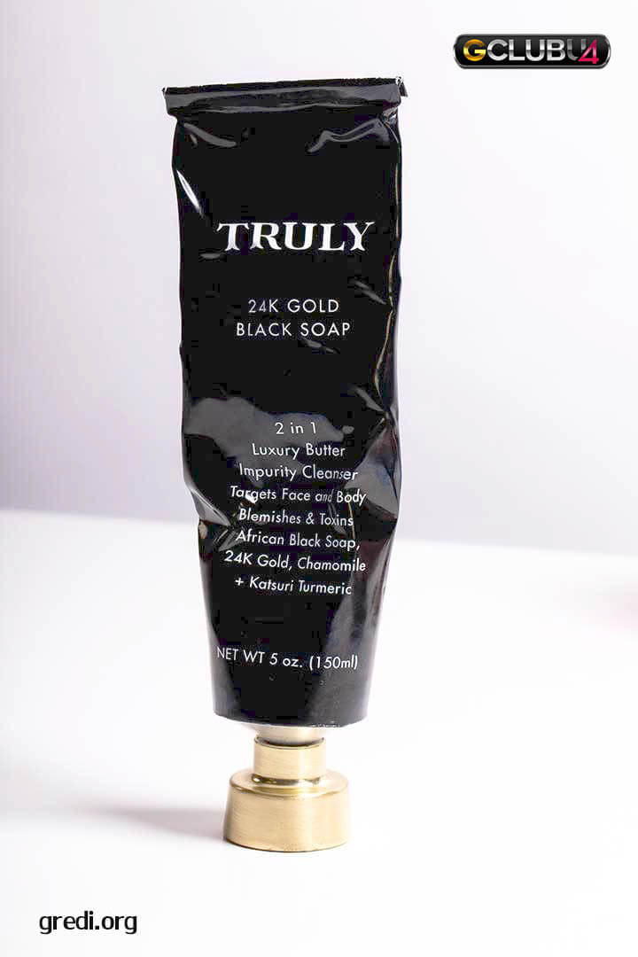 ทำความสะอาดผิวหน้าด้วย 24k Gold Black Soap Impurity Cleanser