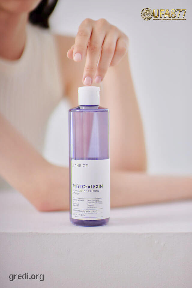 Laneige – Phyto-Alexin Hydrating & Calming Toner